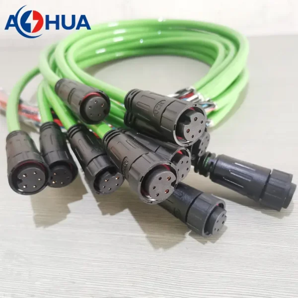 M20 connectors 1