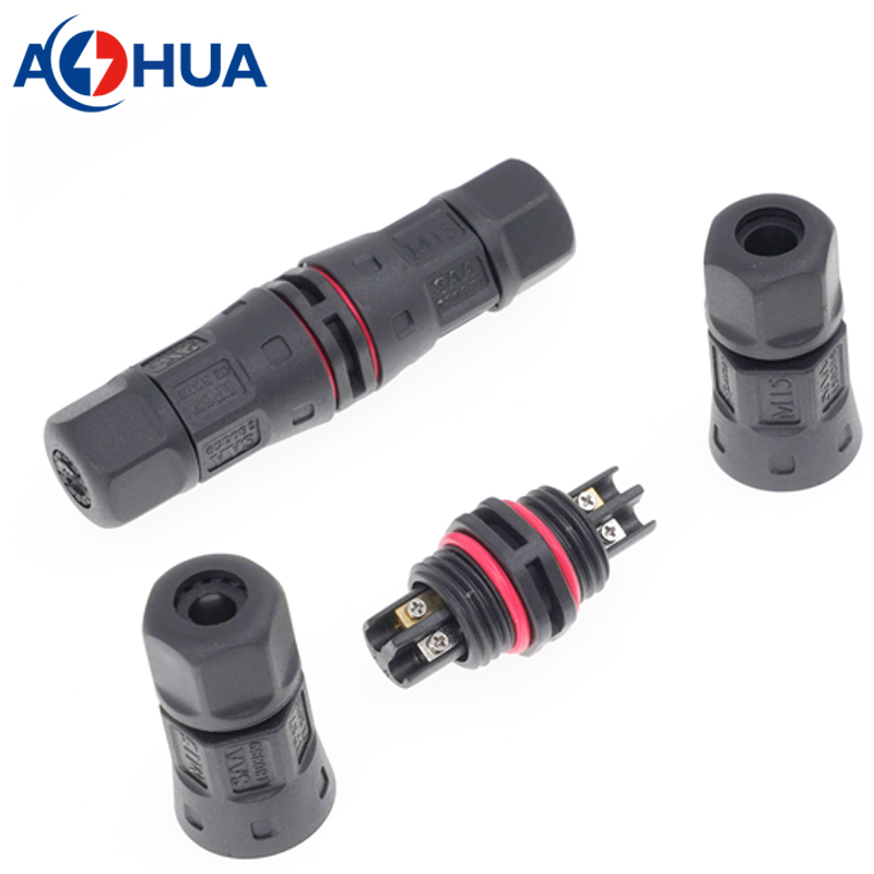 M15-connector-9