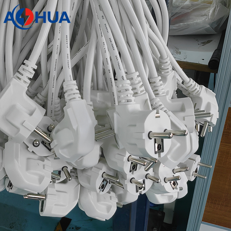 Power-Cord-Plug